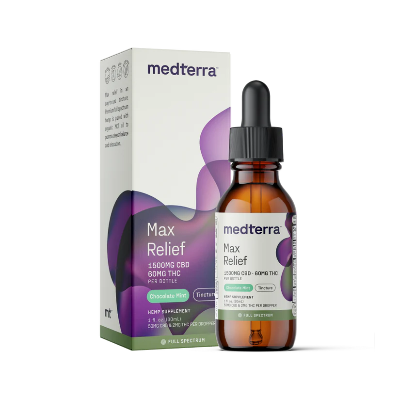30 ml bottle of Medterra Max Relief Full Spectrum Oil Tincture with 1000 mg CBD, menthol, and arnica for pain relief.