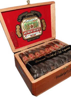 Arturo Fuente Hemingway - Between the lines 4.5x47, Box