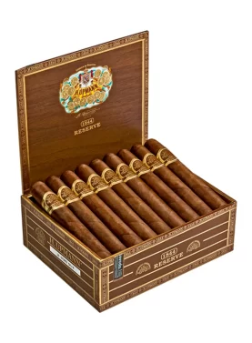 Open box of H. Upmann 1844 Reserve cigars