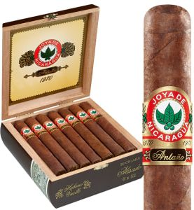 Open box of Joya de Nicaragua Antaño 1970 cigars, showcasing the dark, rich Habano Criollo wrappers and full-bodied strength.