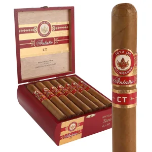 Joya de Nicaragua Antaño 1970 Connecticut open box with cigars