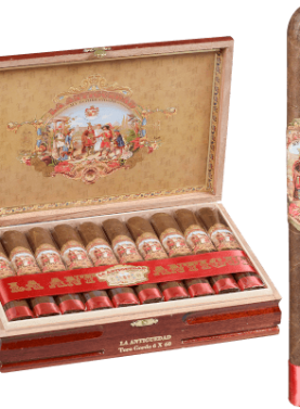 La Antiguedad cigar by My Father with open box in background