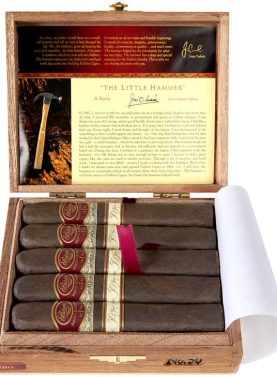 "Exclusive Padrón Family Reserve Maduro Selection - Rare Aged Nicaraguan Tobacco in All Vitolas at Let's Smoke"