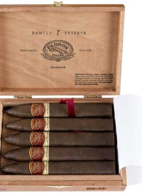Padrón Family reserve Natural - #44 6x52, Box