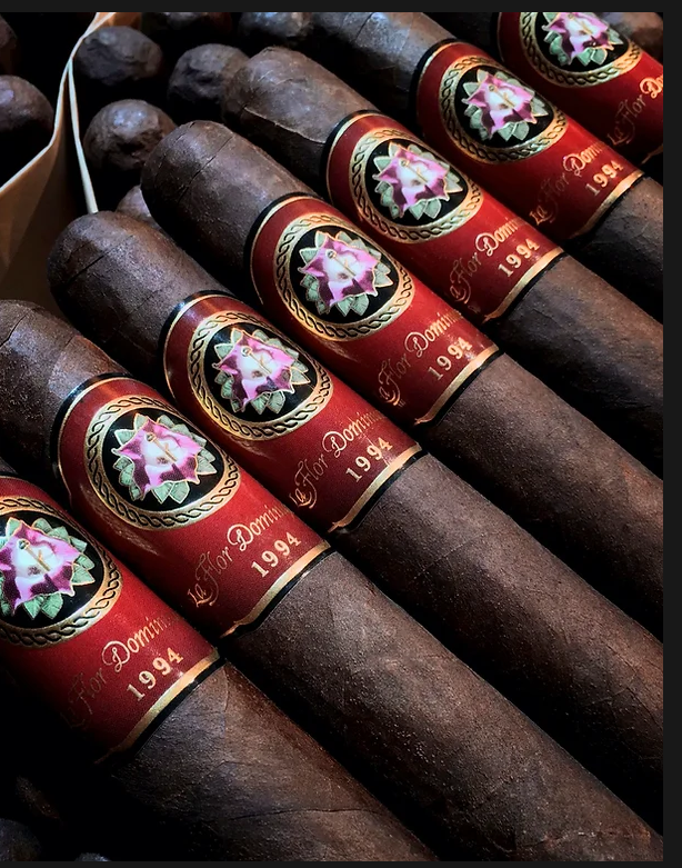 La Flor Dominicana 1994 20th Anniversary Mambo cigar with a rich brown wrapper, detailed band, and luxurious finish