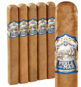 Five Perla Del Mar Shade cigars with golden Connecticut wrappers