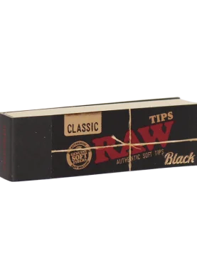RAW Classic Tips Black – bundle of unrefined rolling tips displayed on white background