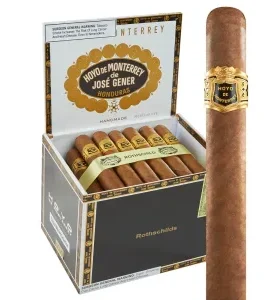 Hoyo de Monterrey Excalibur cigar with open box in background