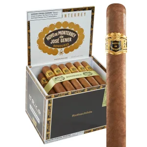 Hoyo de Monterrey Excalibur cigar with open box in background