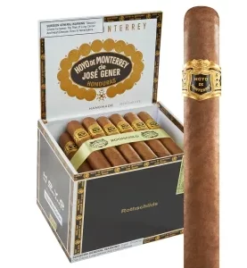 Hoyo de Monterrey Excalibur cigar with open box in background