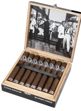 Open box of Aladino Fuma Noche cigars with dark Maduro wrappers and bold black-and-gold bands