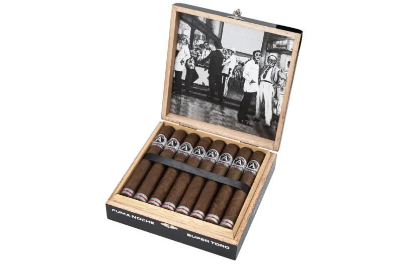 Open box of Aladino Fuma Noche cigars with dark Maduro wrappers and bold black-and-gold bands