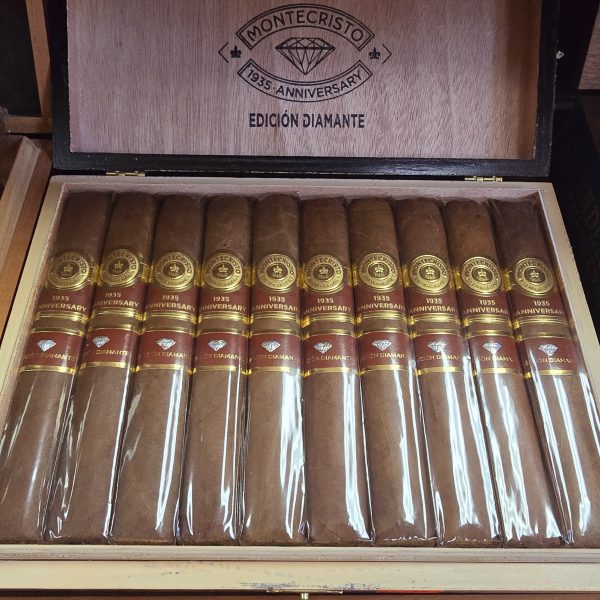 Montecristo 1935 Anniversary Edicion diamante Grande